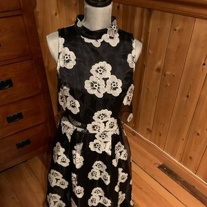 Formal Dress. Ankle list